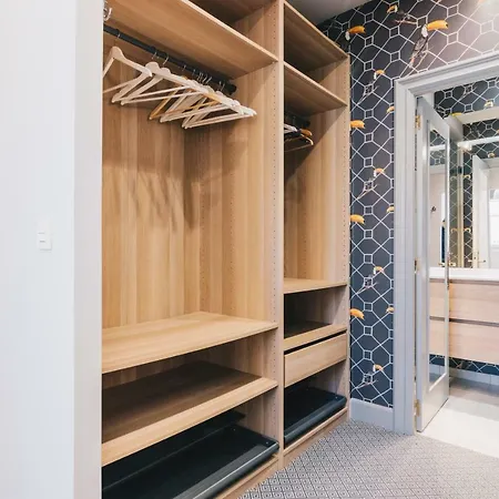 Gran Via By People Apartment *